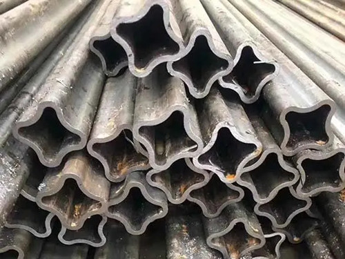異型管